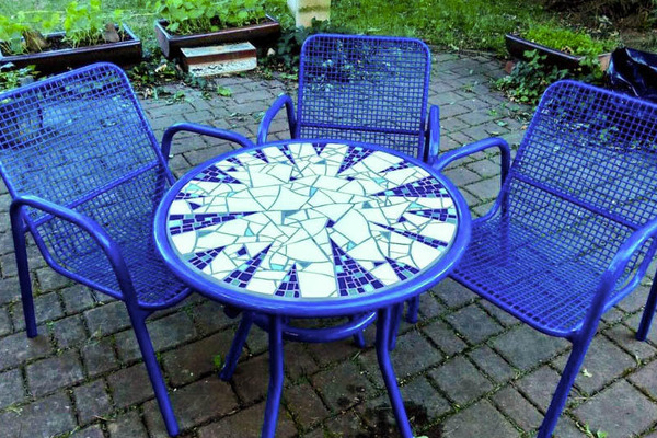 Zahradní stolek, 2016